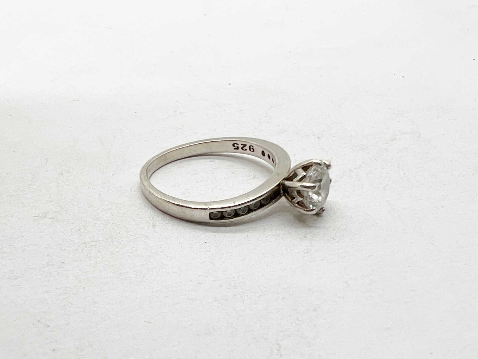 VINTAGE SOLID STERLING SILVER SOLITAIRE WITH ACCE… - image 2