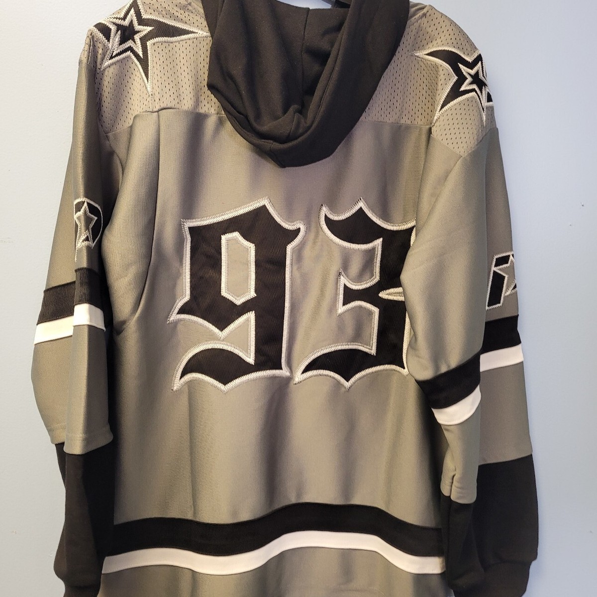 P-Star Oversized Hooded Hockey Jersey with Applique Gray P-Star Oversized Hooded Hockey Jersey with Applique Gray