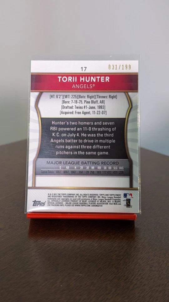 2011 Topps Finest Torii Hunter #17 Green Refractor #'d /199 Los Angeles Angels - Image 2 of 2