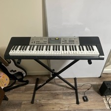 Casio LK-260 61-Key Keyboard Key Lighting System, Stand  Pedal