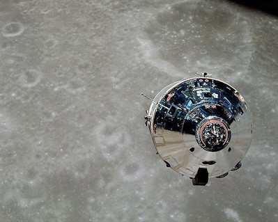 APOLLO 10 COMMAND MODULE LUNAR ORBIT NASA PHOTOGRAPH PHOTO PRINT