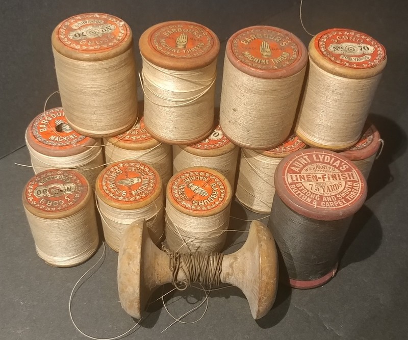 1800`s VINTAGE OLD SPOOLS OF SEWING THREAD, 14 ANTIQUE, BARBOUR`s ,FREE SHIPPING