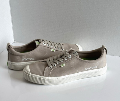 CARIUMA OCA Low Pantone Taupe Canvas Unisex Lace Up Sneakers Men 10.5 / Women 12