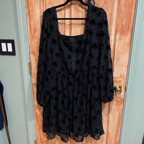 Her Universe 2X Disney Mickey Spiderweb Halloween Square Neck Mini Plus Dress - Picture 10 of 10