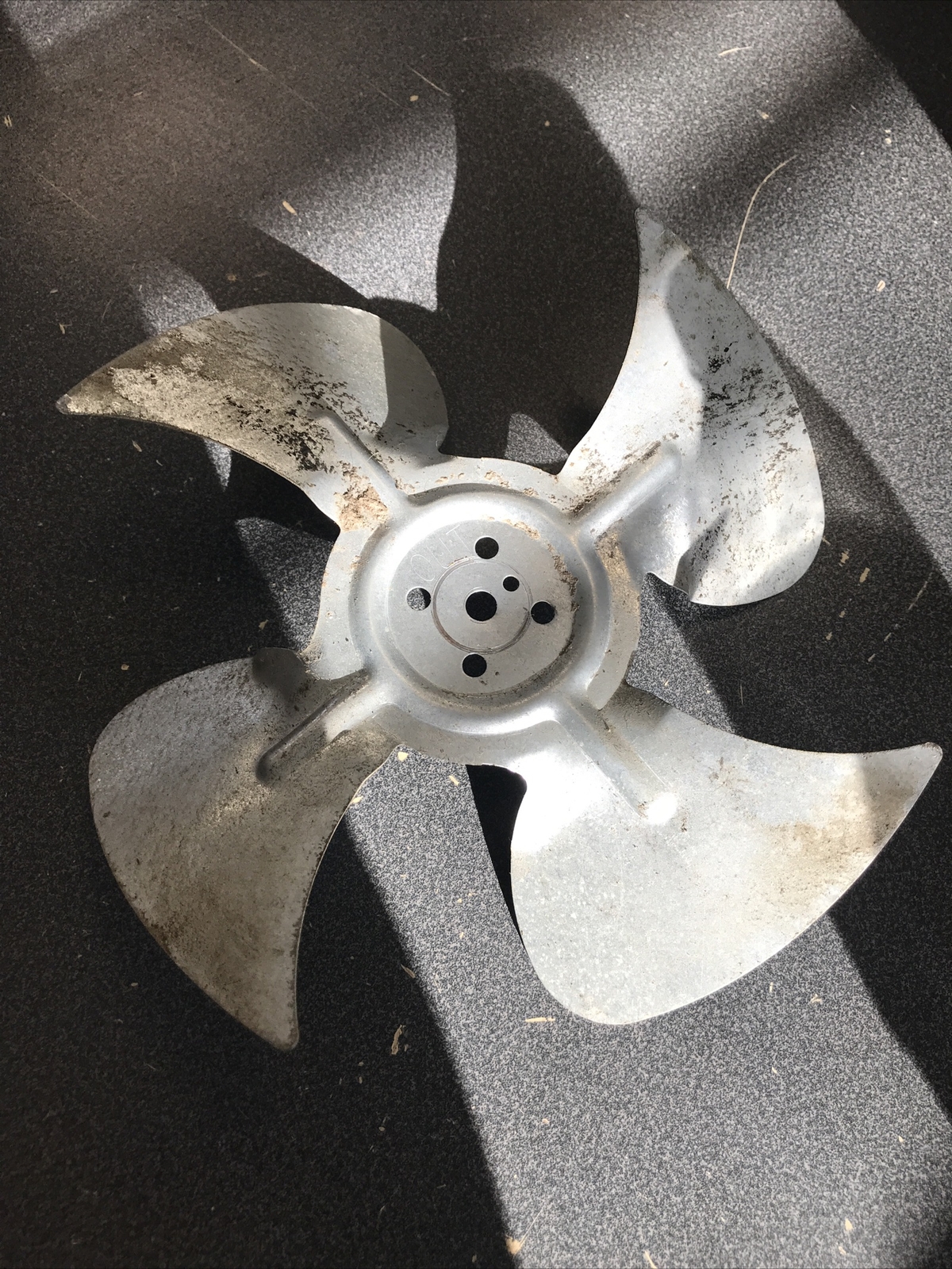 GE REFRIGERATOR FAN BLADE OEM P/N 240315401 240524601 890929 | eBay