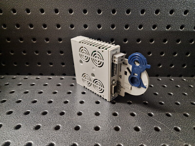 Lenze Servo Drives 9400 E94AYCPM  