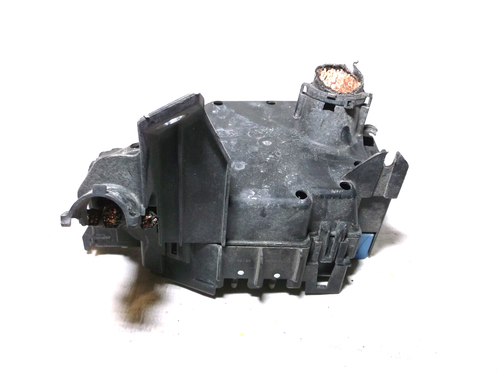 09-10 MAZDA 6 2.5L /ENGINE BAY/ FUSE/ RELAY/ BOX - Picture 3 of 4