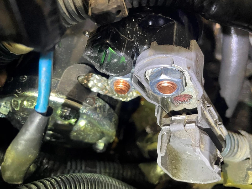 Motor de arranque TYC para Toyota Venza 2009-2016 2,7 L 3,5 L Foto 2 de 4