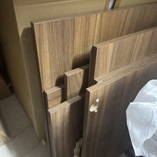 Leicht Walnut Kitchen doors swapped out from a new build