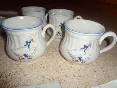 Moritz Zdekauer Karlsbad Böhm. Porzellan 4 Kaffeebecher haferl Tasse groß Gänse