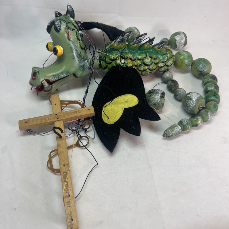 Pelham Puppets England Vintage Wood Wooden Fantasy Mother Dragon Marionette READ
