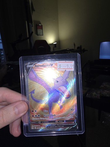Aerodactyl V 179/196 Lost Origin Holo Ultra Rare