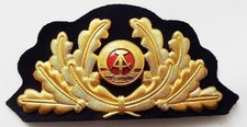 DDR, Volksmarine - emblema berretto per ammiragli, come due foto