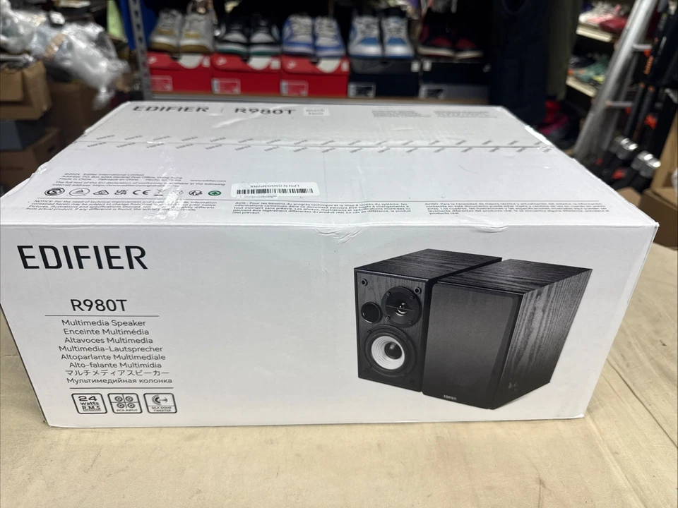 Edifier R980T 2.0 Computer Speaker Powered Studio Monitor for PC Smartphone Pair - Image 2 of 4