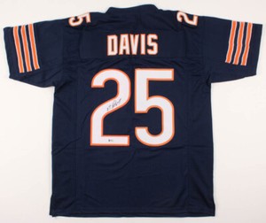 Mike Davis Signed Bears Jersey (Beckett COA) Chicago's 2019 Feature Back 