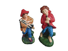 2 estatuillas vintage de belén de papel maché de pastores con tubos de bolsa y cuerno de 5"