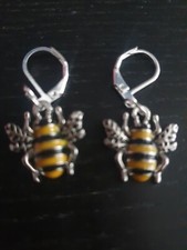 bee earrings