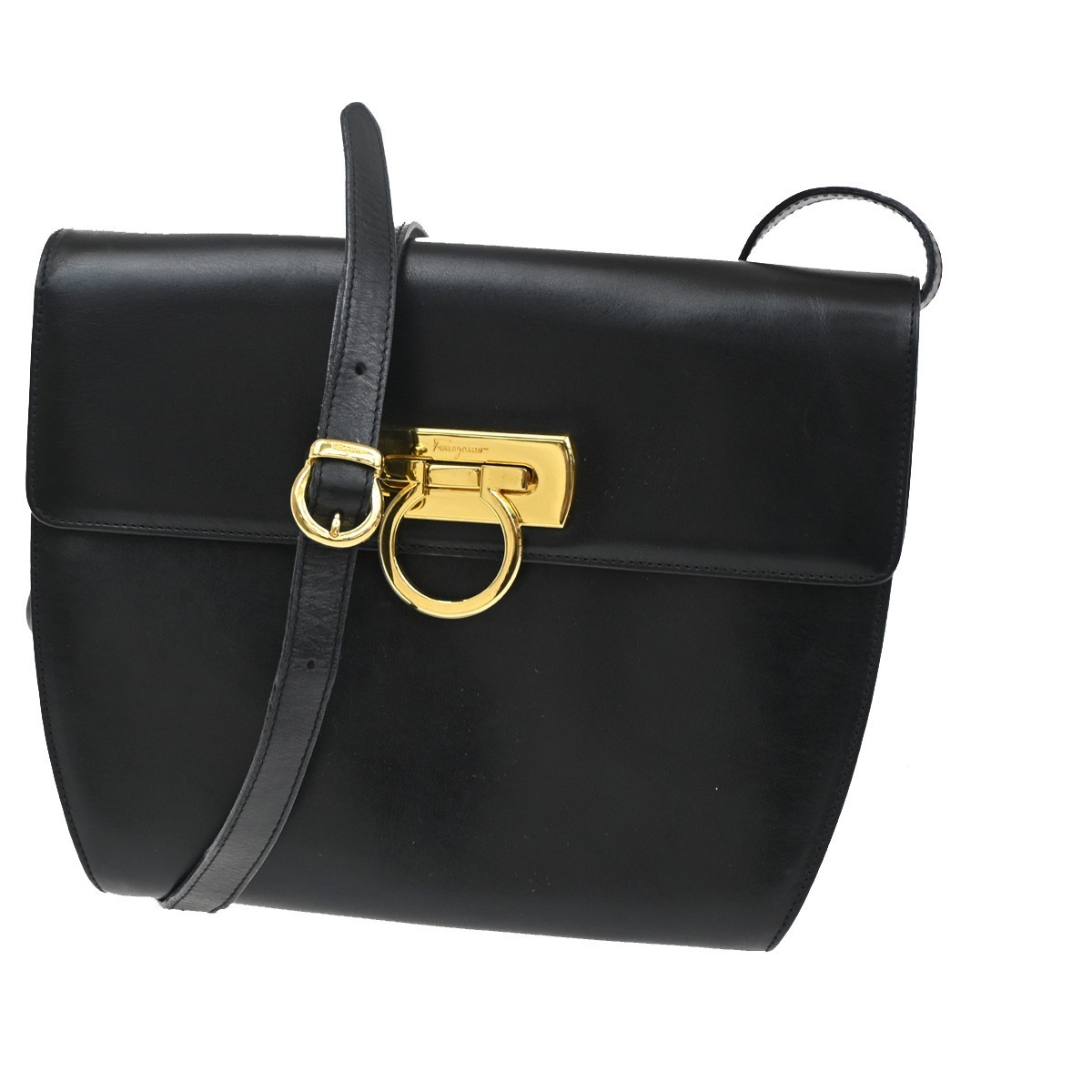 Salvatore Ferragamo Gancini Shoulder Bag Leather Black Leather Shoulder Bag Bag (Pre-Owned)