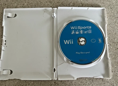 Nintendo Wii Sports Game in case  NO Manual  TESTED  WORKS NO SCRATCHES Great!!!