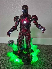 Hot Toys Mysterios Iron Man Illusion Spider-M...