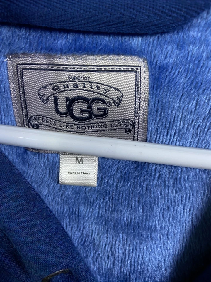 UGG Australia Mujer Azul Marino Cremallera Completa Sudadera con Capucha Difusa Interior Talla Mediana Foto 4 de 4