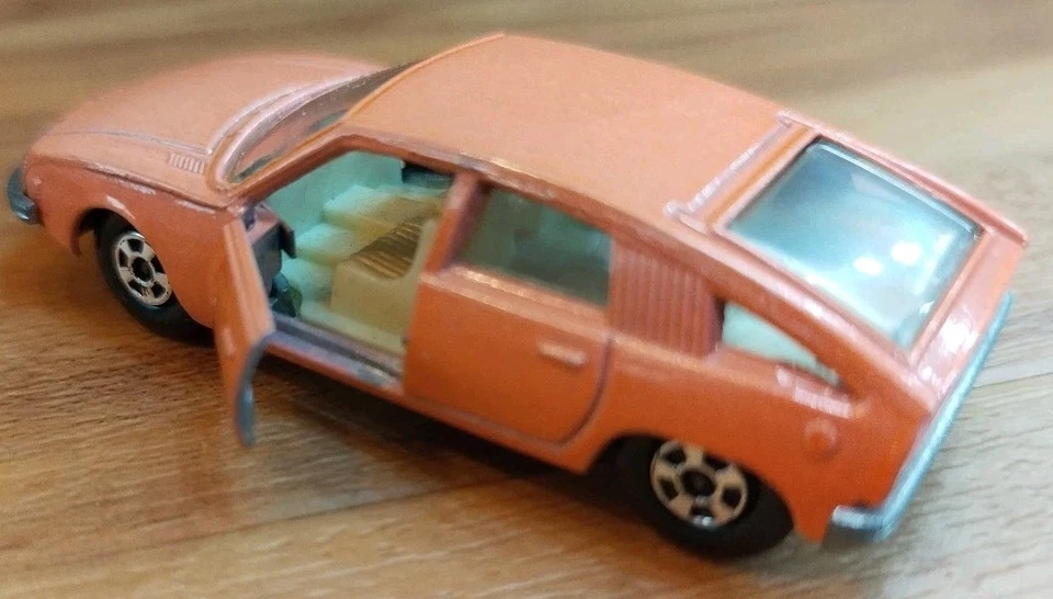 No.56"Matchbox" Mit OVP "BMC 1800 Pininfarina"Superfast •Die-Cast Scale Models • - Bild 4 von 4