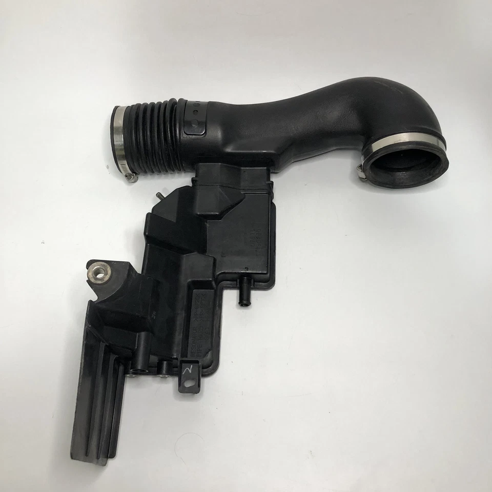 02-05 Lexus GS430 SC430 Air Cleaner Intake Resonator Connector Tube 17875-50250 - Image 4 of 4