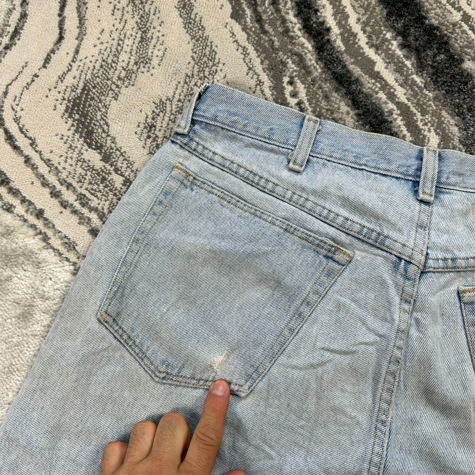 VTG Wrangler 2000's Y2K Blue Light Wash Relaxed Fit Size W32  Cotton Denim Jorts image 8