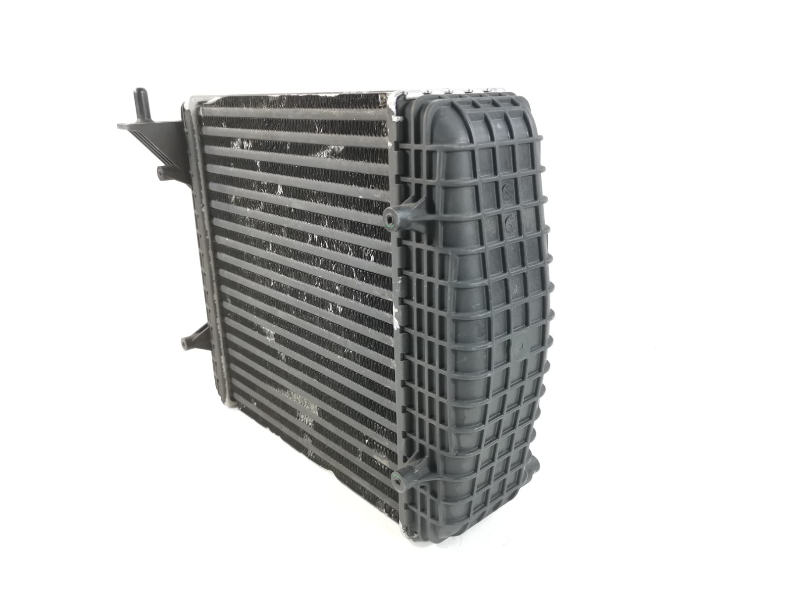 Maserati Ghibli S Q4 2014 Front Right Intercooler