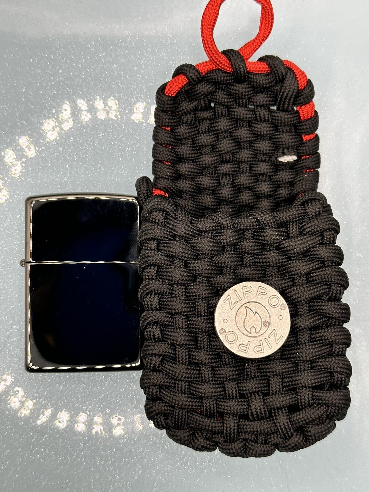 With Paracord Zippo Pouch