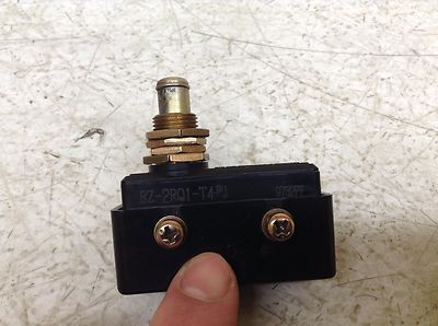 Yamatake BZ-2RQ1-T4-J Limit Switch BZ2RQ1T4J | eBay