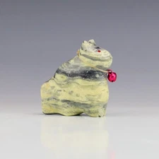 NATIVE AMERICAN ZUNI SERPENTINE CAT FETISH BY LELAND BOONE & DAPHNE QUAM