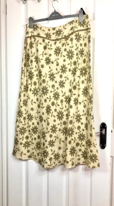 Boden 100% Linen Green Floral Boho / Bohemian Maxi Length Skirt Size 16 Long
