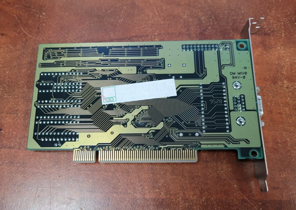 Vintage Trident TGUI9440AGi PCI Video Card 1MB - Image 3 of 4