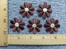 LOT OF 5 BROWN DAISY FLOWERS IRON ON PATCHES free shipping