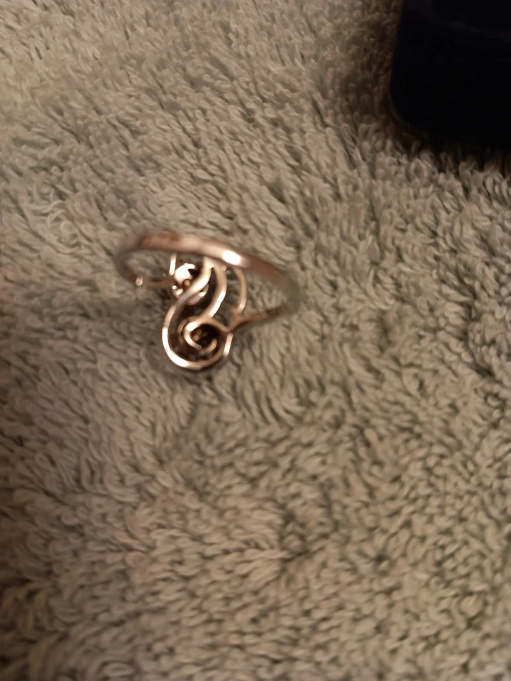 Impresionante anillo de diamantes con doble flor en oro blanco de 14 quilates Foto 4 de 4