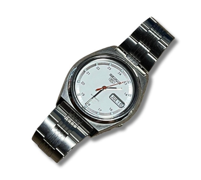 SEIKO 5　7S26/8760∶3040 LUMINOX0300-1Gbq Seiko 5 7S26 8760 Men's Automatic Dress Watch, 1996