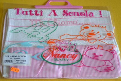 3 PIECE KINDERGARTEN SET WITH AIDA (BIB, PLACEMAT AND BAG) NANCY BABY ART. 1810/A