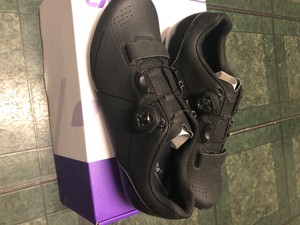 liv cycling shoes