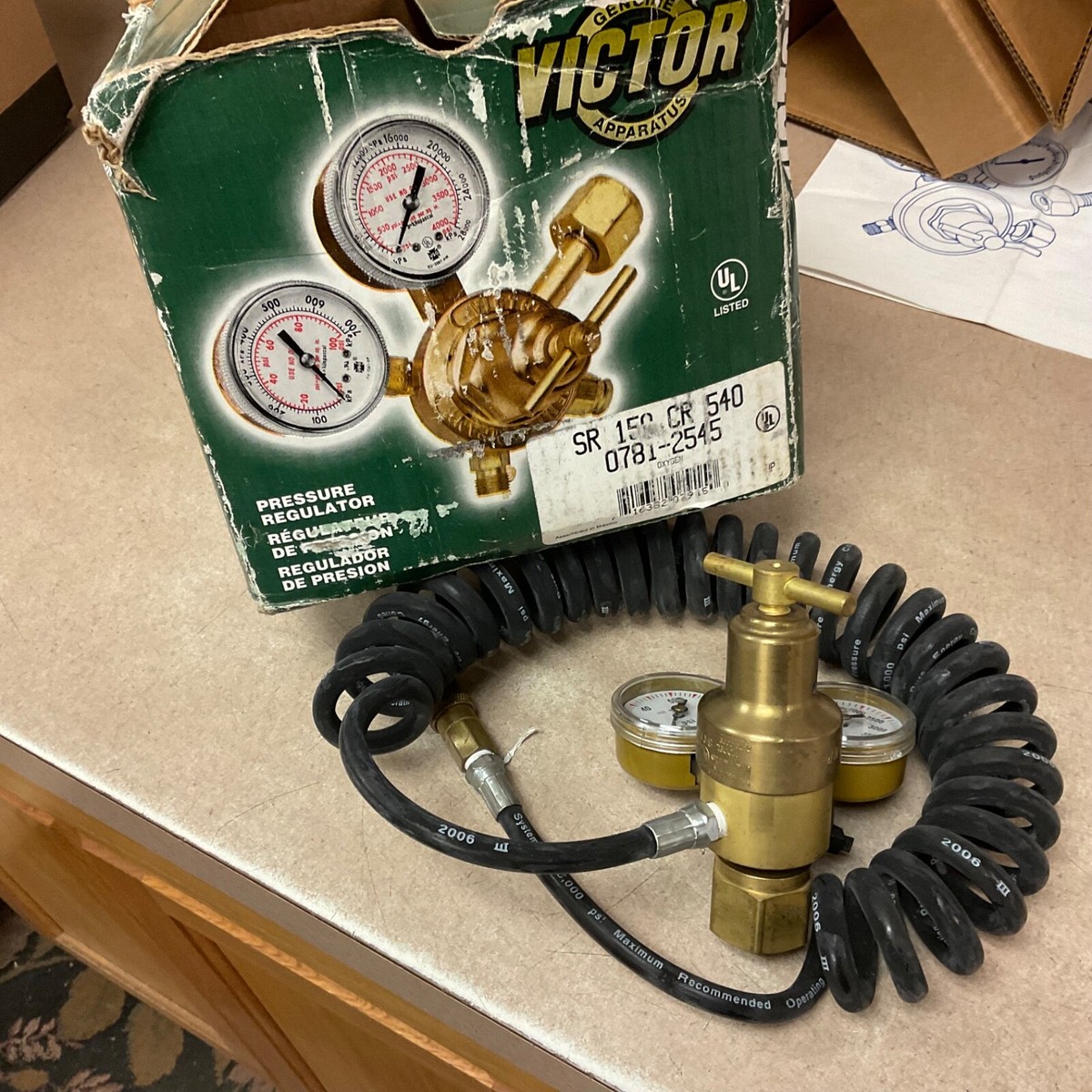 Victor SR150CR-540 0781-2545 OXYGEN CO2 GAS REGULATOR WITH 3000