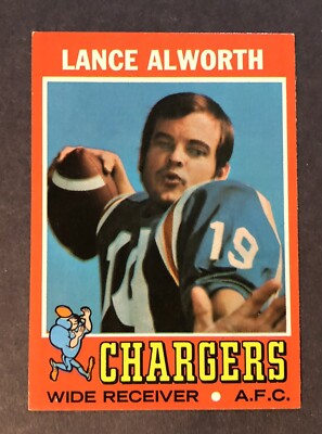 1971 Topps Football Card #10 Lance Alworth - San Diego Chargers HOF NrMt B