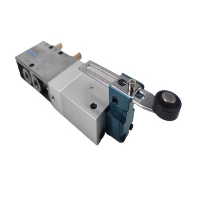 1PC FIT FOR Injection molding machine rotary control valve R/VL-5-1/8-SA (15083