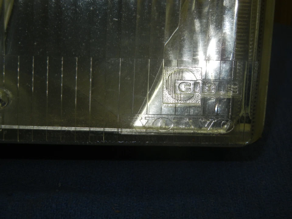 Cápsula faro izquierdo 90 Volvo 740 sin faro antiniebla Valeo 3534193 O2 Foto 2 de 4