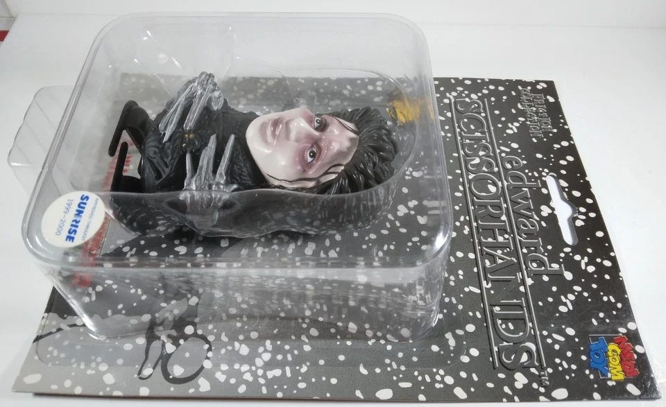 ✂️❄️ MEDICOM ЯПОНИЯ ЭДВАРД РУКИ-НОЖНИЦЫ ХОДЬБА ЗАВОДНОЙ 1999 ЗАПЕЧАТАННЫЙ ДЖОННИ ДЕПП - Изображение 3 из 4