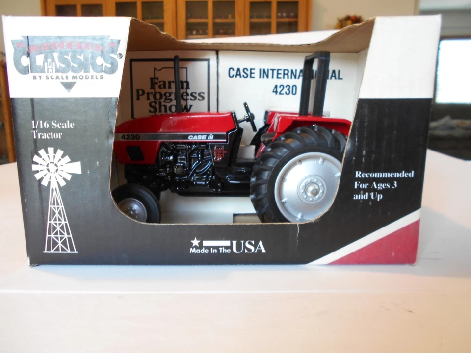 Scale Models 1:16 Case International 4230 Tractor, 1995 Farm Progress Show, NIB - Image 2 of 4