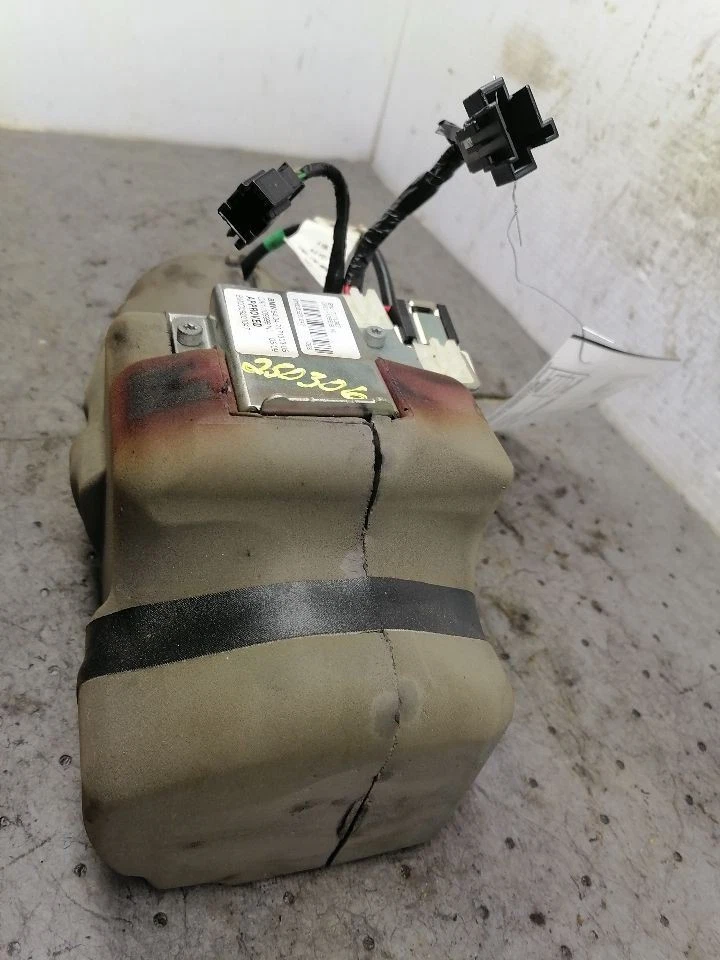 Bomba hidráulica de motor superior convertible para BMW 128i 1640012 08-13 Foto 3 de 4