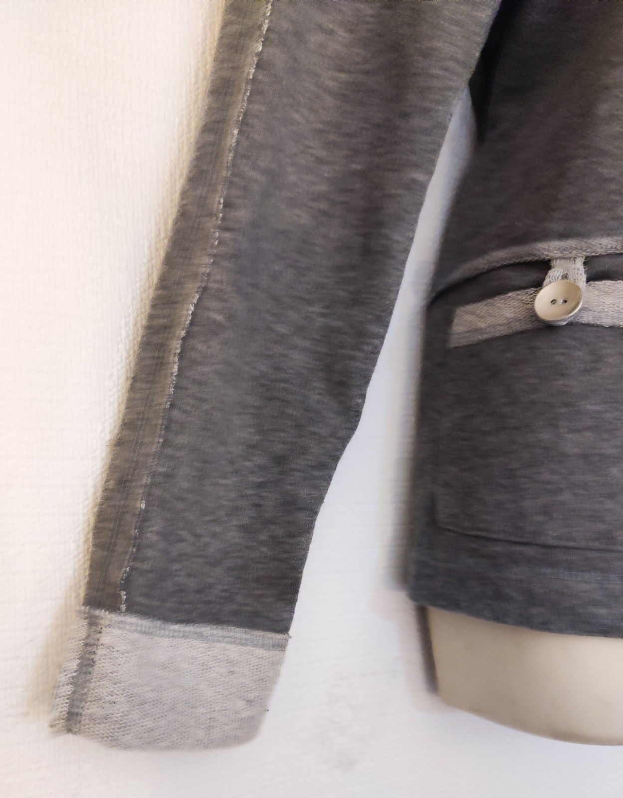 Dolcezza Women's Pullover Gray Geometric Block Sw… - image 7