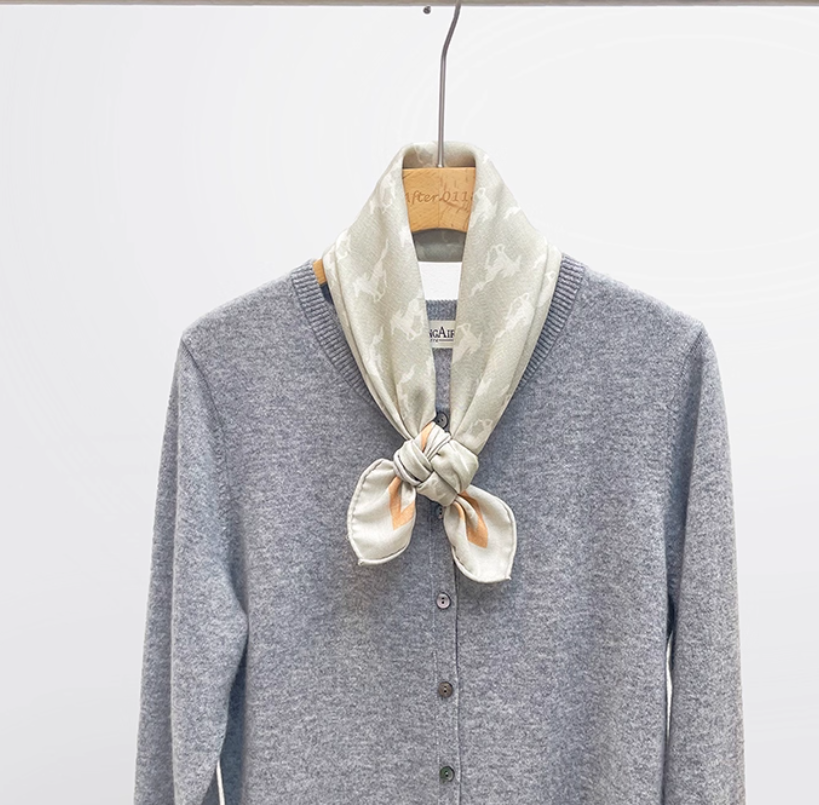 Galloping Steed 70% Cashmere 30% Silk Double-Sided Printed Square Wrap Shawl 25 Inch