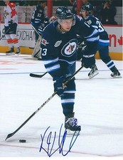 Kyle WELLWOOD Signed WINNIPEG JETS 8x10 Photo