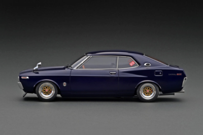 ミニカー ignition model Laurel 2000SGX 1/18 Ignition Model 1:18 Nissan Laurel 2000SGX (C130) in Purple – Model